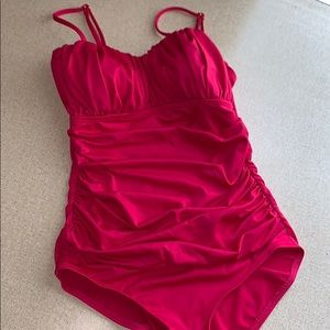 Size 10 one piece fish is bathing suit